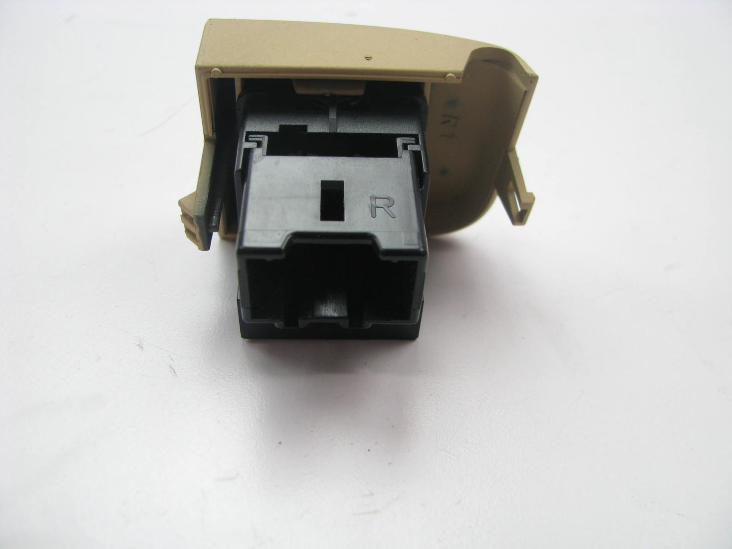 NEW - OEM VW Audi 3D0963564A92Y Right Seat Heater Switch For 2004-2006 Phaeton