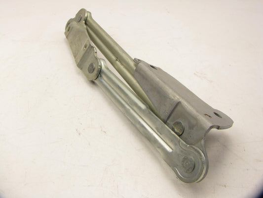 NEW GENUINE OEM VW Audi 3D5-827-302-M Right Trunk Lid Hinge 2004-2006 Phaeton