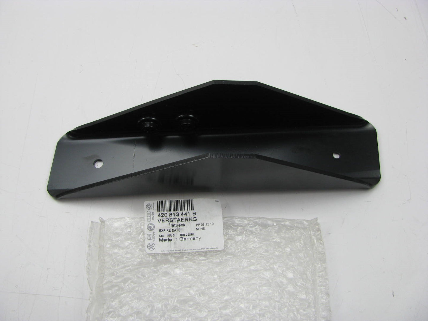 New Rear Left Strut Mount Plate For 14-15 Audi R8 Manual Trans ONLY 420813441B