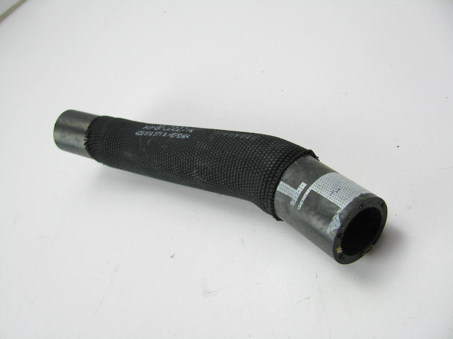 NEW OEM Rear Engine Coolant Inlet Connector Hose For 2014-15 Audi R8 420819371A
