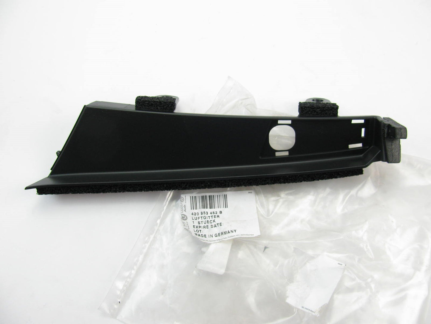 New Right Passengers Side Air Inlet Grille Vent OEM For 08-10 Audi R8 420853452B