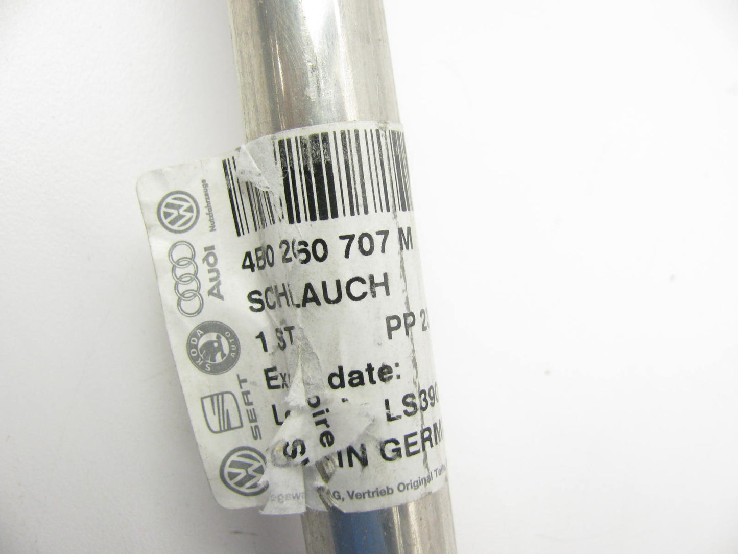 NEW - OEM 4B0260707M A/C Refrigerant Line Hose 2000 Audi A6 Quattro 2.7L