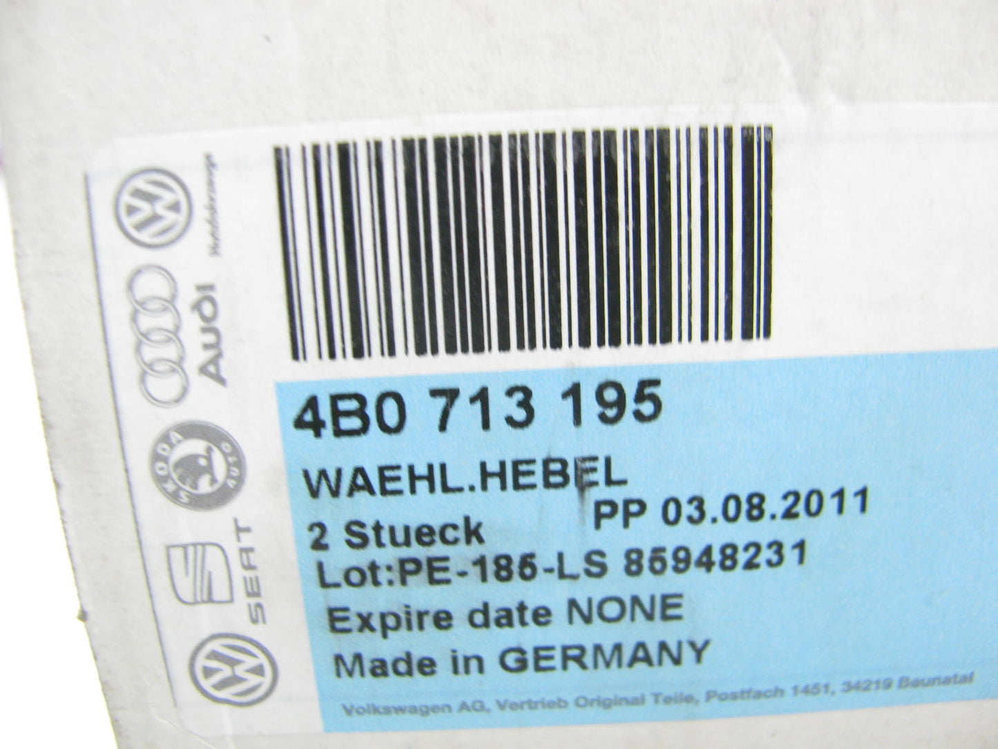 NEW GENUINE OEM Audi 4B0713195 Automatic Transmission Shifter Lever
