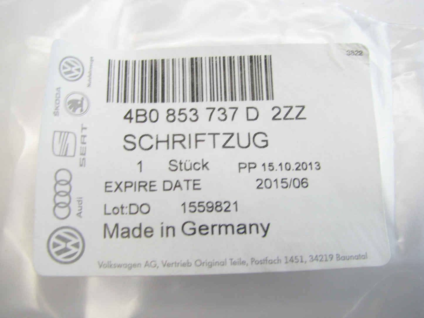 NEW - OEM Lift Tailgate *Quattro* Emblem Badge Nameplate For Audi 4B0853737D2ZZ