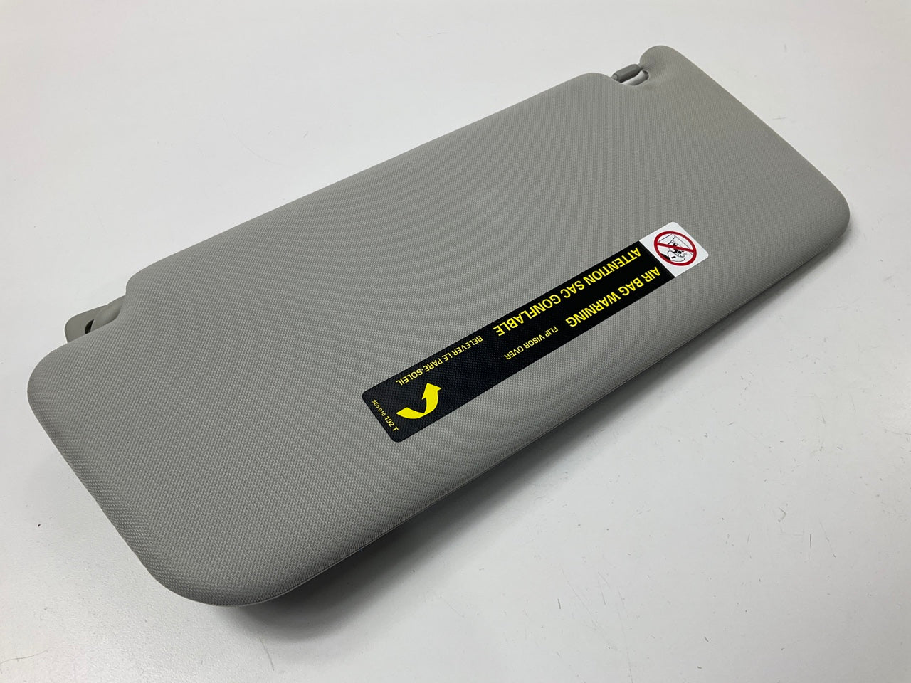 NEW GENUINE  Gray Right Passengers Side Sun Visor OEM Audi 4B0857552M-6S9
