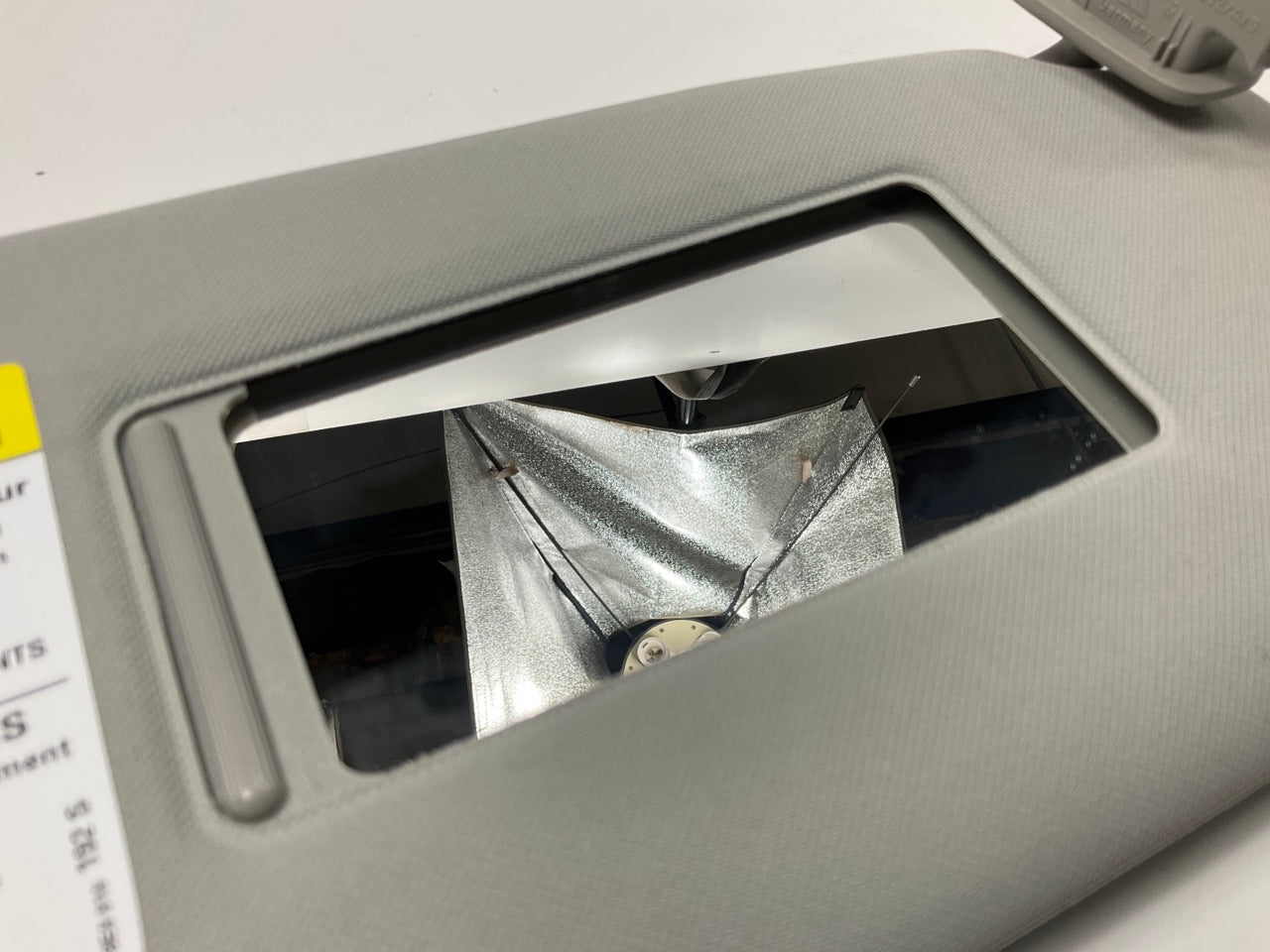 NEW GENUINE  Gray Right Passengers Side Sun Visor OEM Audi 4B0857552M-6S9
