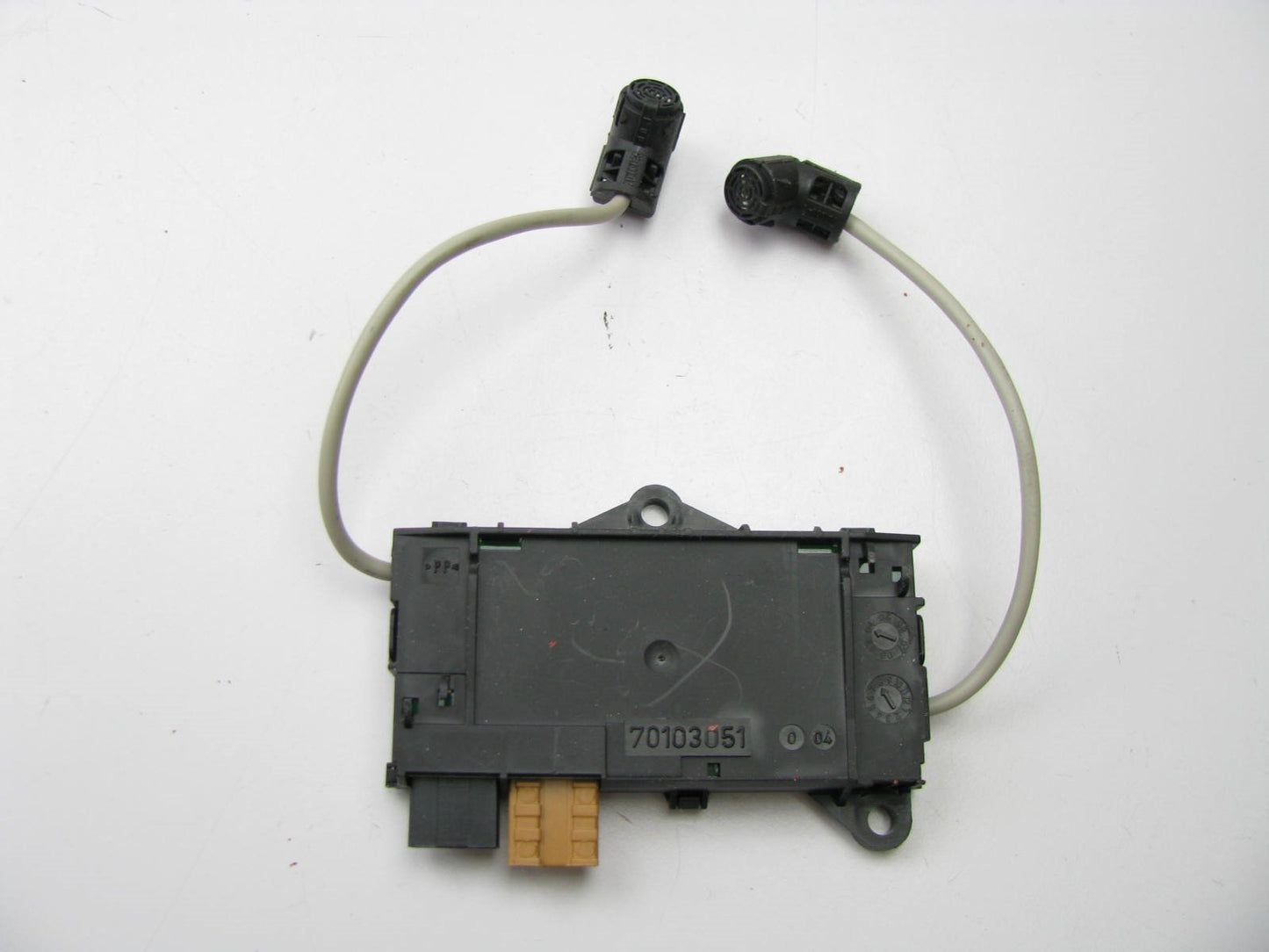 New OEM Anti-Theft Alarm Shock Motion Sensor, Right Side For Audi 4B0951178A