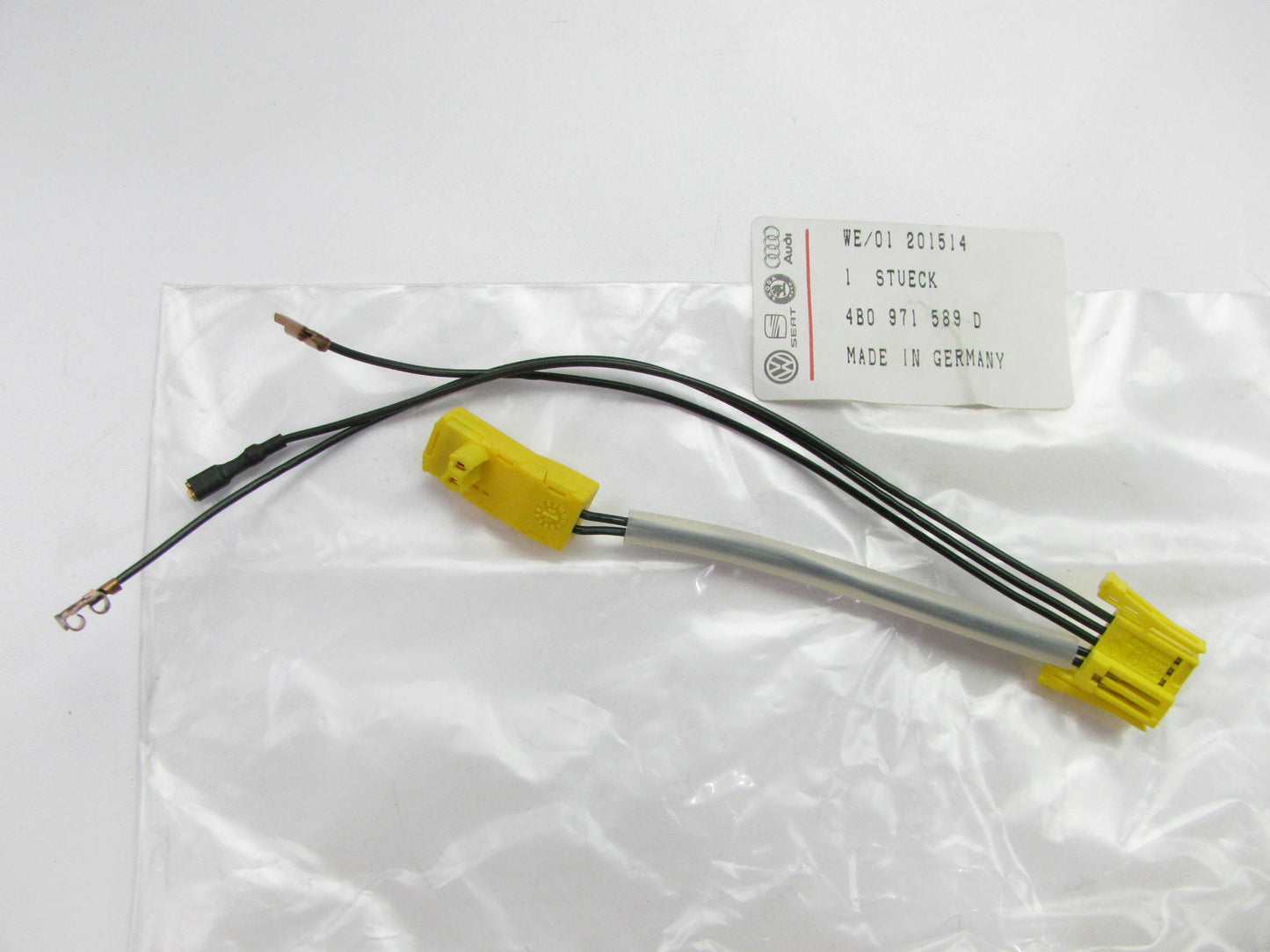 NEW GENUINE Steering SRS Harness OEM Audi 4B0971589D