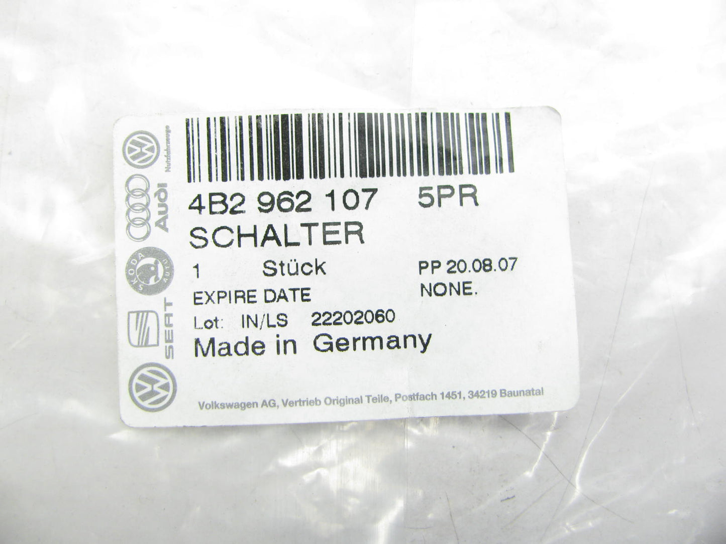 NEW - OEM VW Audi 4B29621075PR Front Right Door Lock Switch