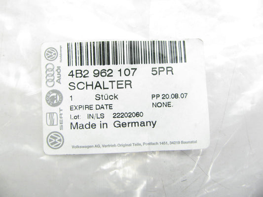 NEW - OEM VW Audi 4B29621075PR Front Right Door Lock Switch