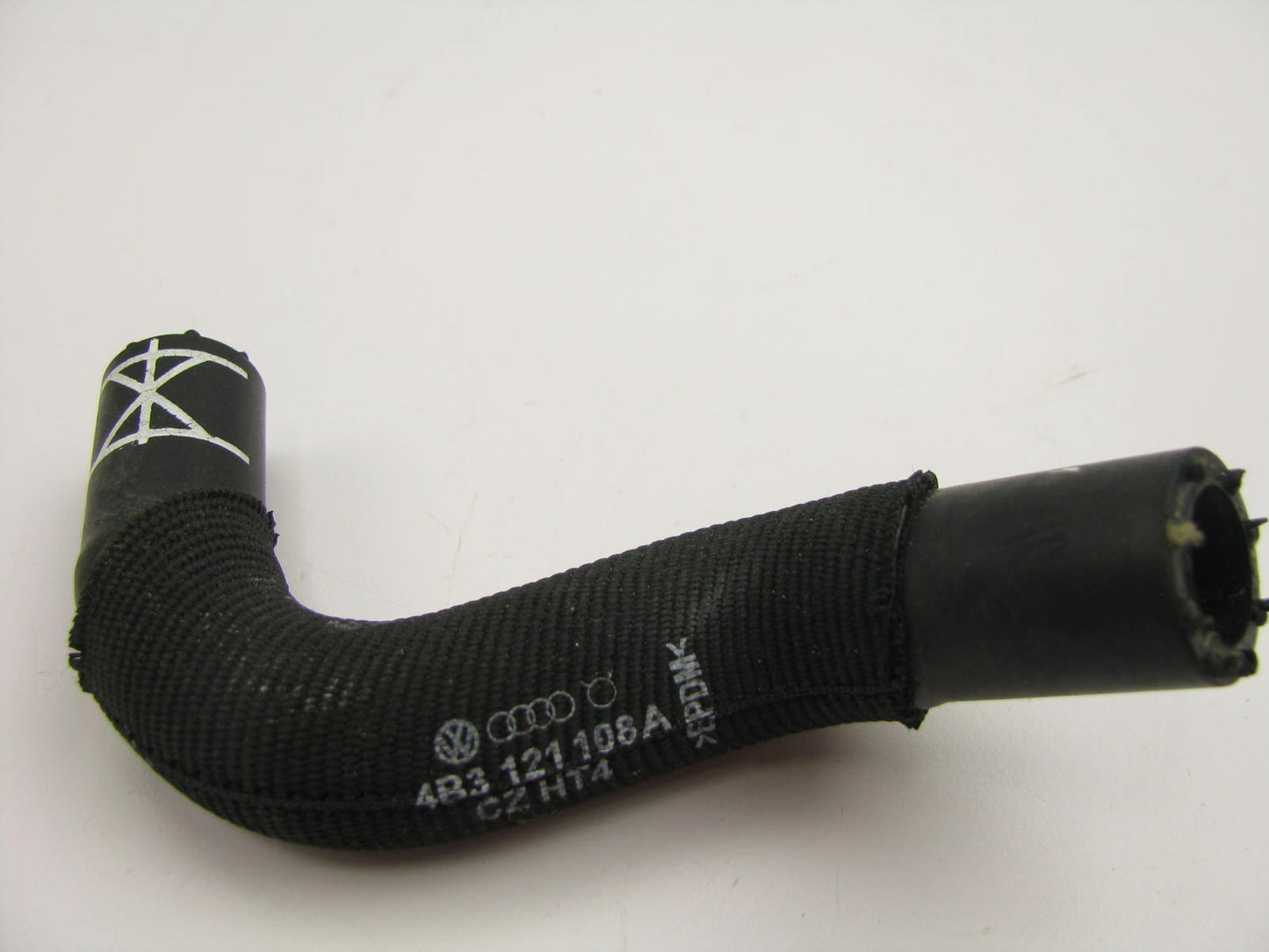 NEW - OEM 4B3121108A Right Aux. Engine Coolant Hose For 2003 Audi RS6 4.2L-V8