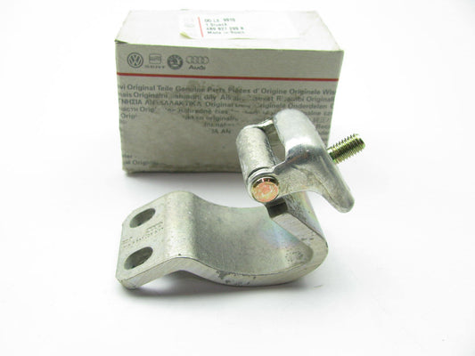 NEW GENUINE Liftgate Tailgate Hinge OEM Audi 4B9827299B
