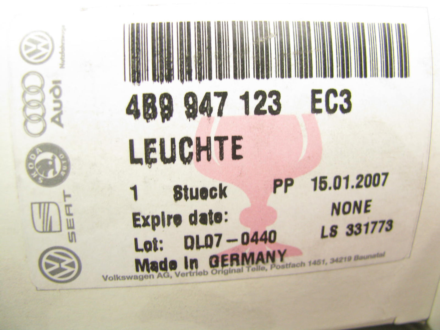 NEW - OEM VW Audi 4B9947123EC3 Cargo Area Light 2000-2001 A4 Quattro 2001-02 S4