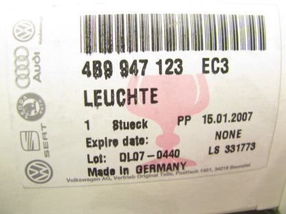 NEW - OEM VW Audi 4B9947123EC3 Cargo Area Light 2000-2001 A4 Quattro 2001-02 S4