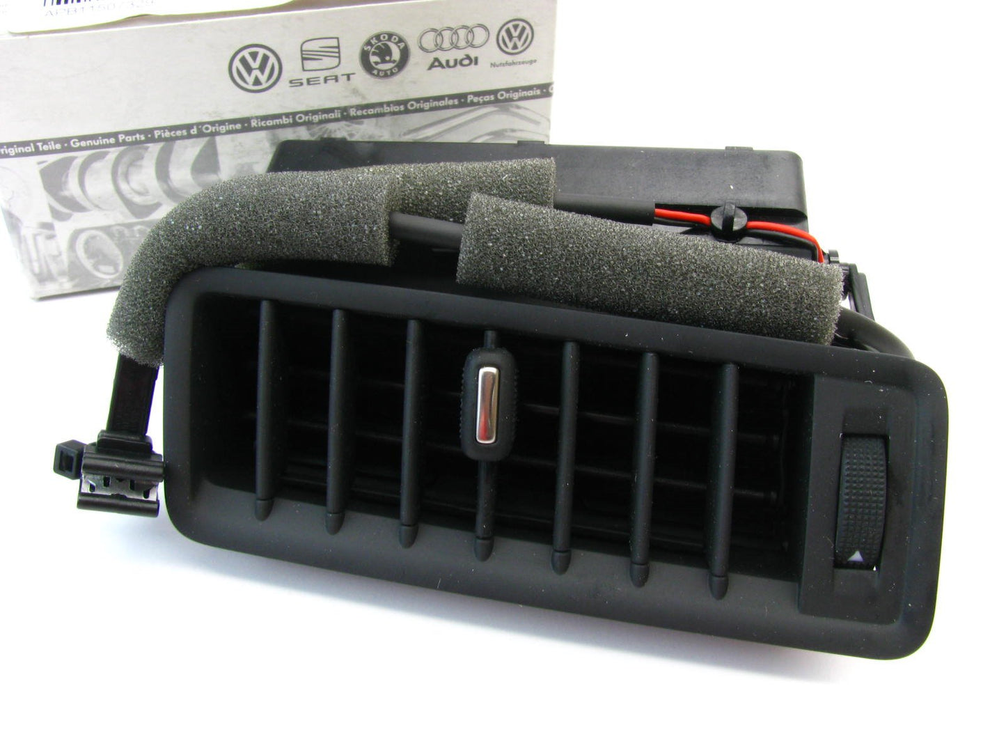 New Rear Right Side Upper Pillar A/C Vent Gille OEM 06-09 Audi A8 4E0819704C6PS