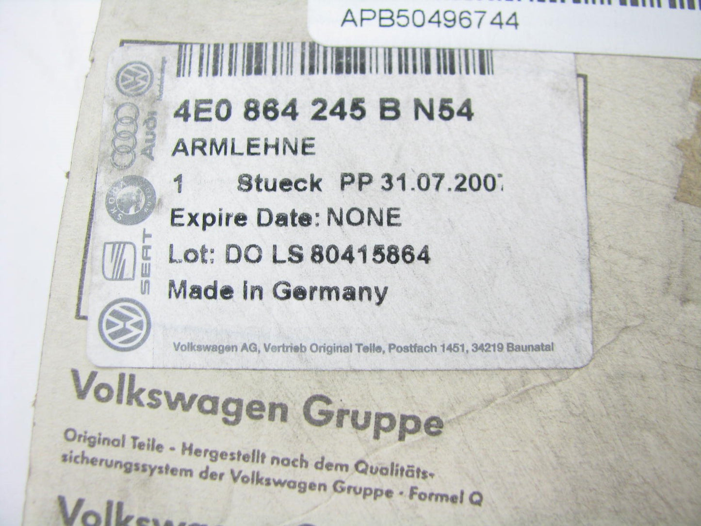 NEW GENUINE Console Armrest Cover Linen Beige OEM For 2008-2010 Audi A8 Quattro