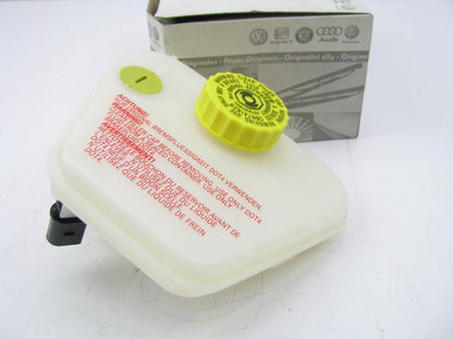 NEW - OEM VW Audi 4E0611301A Brake Master Cylinder Reservoir Fluid Tank