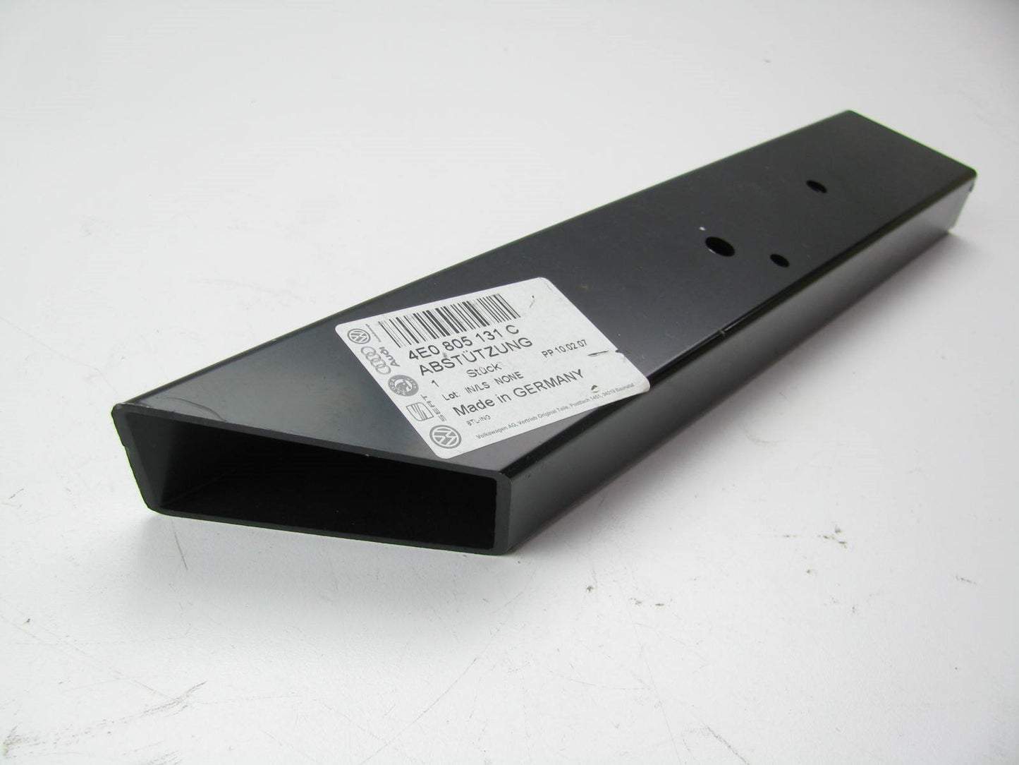NEW GENUINE Front Left Side Fender Support Bracket OEM 04-10 Audi A8 4E0805131C