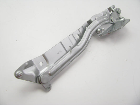 NEW - OEM 4E0827300GY7W Right Deck Lid Hinge 04-10 Audi A8 Quattro 07-09 S8