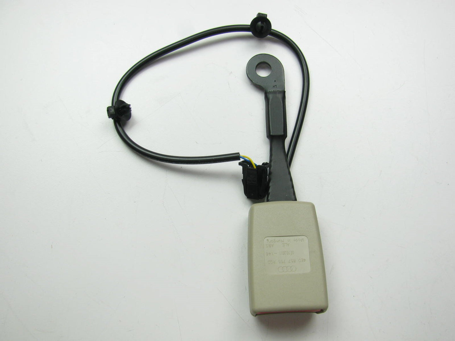 Front Left Seat Belt Receiver Buckle Beige W/O Occupant Sensor 08-10 A8 Quattro