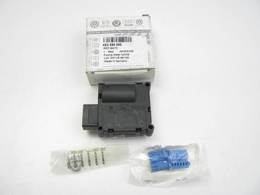 NEW GENUINE OEM Vw Audi 4E0898998 Heater Blend Door Flap Actuator 0132801369