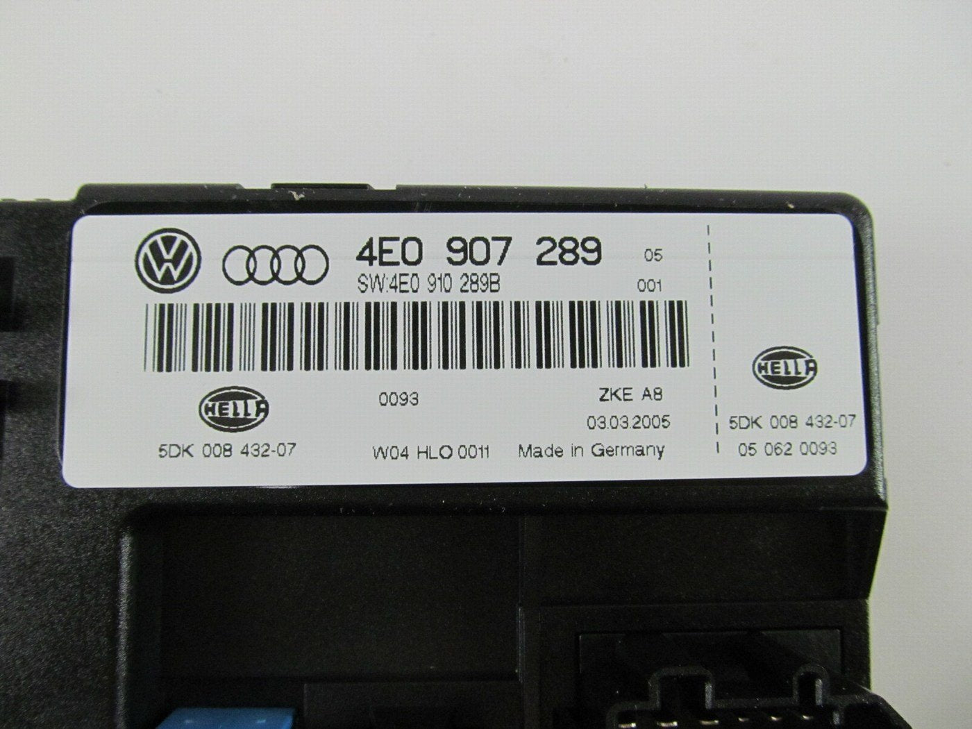 NEW - OEM 4E0910289B BCM Body Keyless Entry Remote Control Module Audi