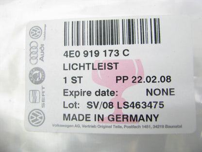 NEW - OEM VW Audi 4E0919173C Front Left Led Light Bar 04-10 A8 Quattro 07-09 S8