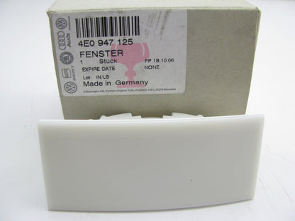 REAR LEFT DRIVERS SIDE Interior Roof Courtesy Dome Light Lens OEM Audi 4E0947125