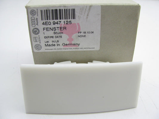 REAR LEFT DRIVERS SIDE Interior Roof Courtesy Dome Light Lens OEM Audi 4E0947125