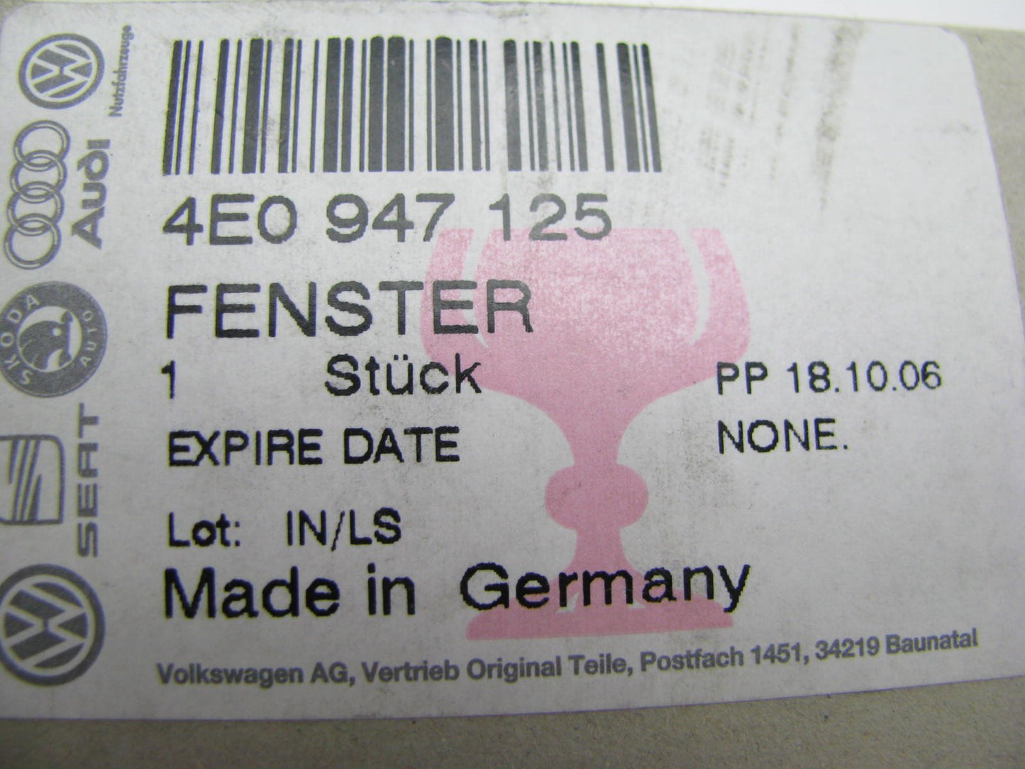 REAR LEFT DRIVERS SIDE Interior Roof Courtesy Dome Light Lens OEM Audi 4E0947125