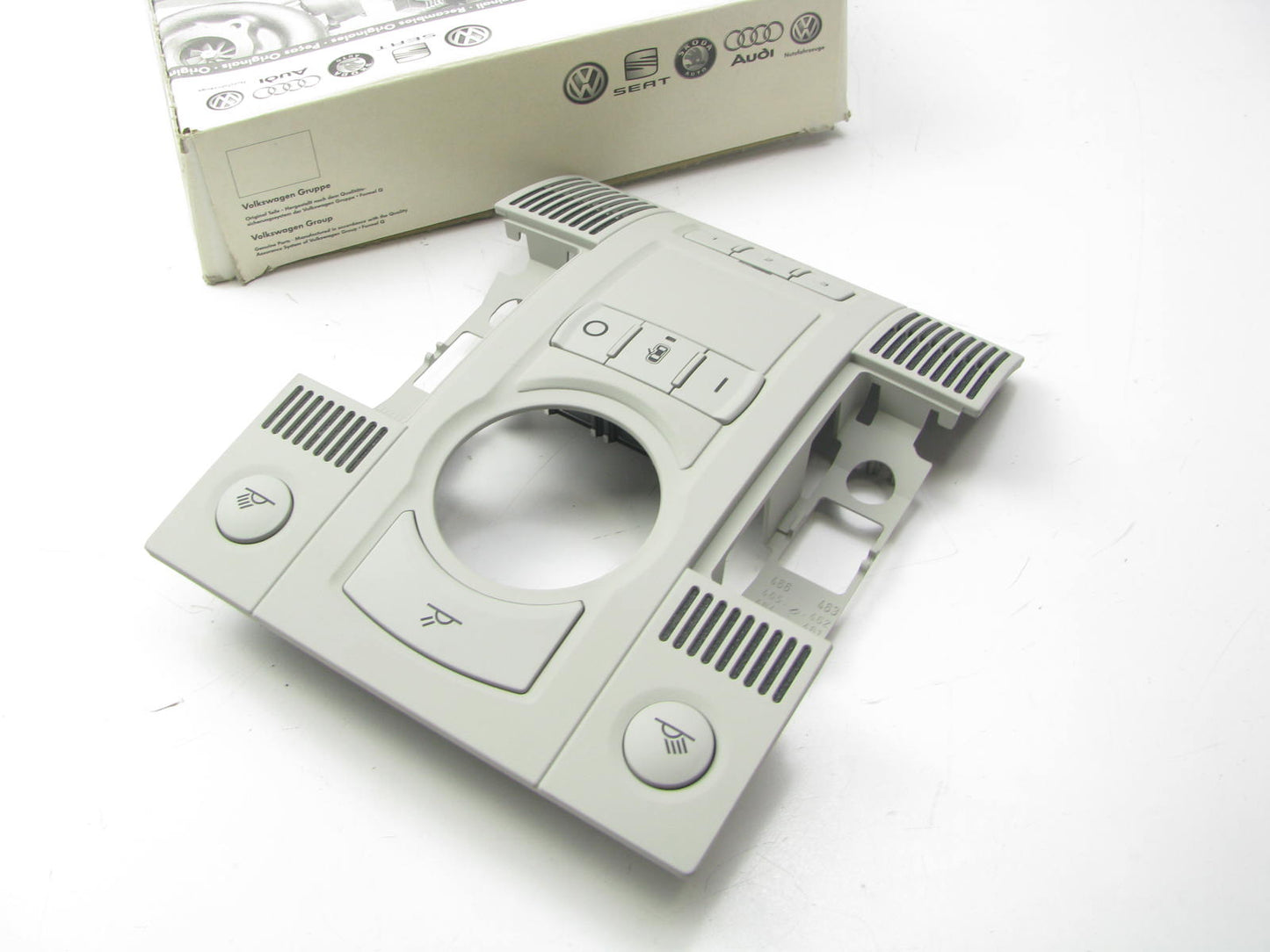 NEW OEM Audi 4E0947139AN9NQ Roof Console Map Light  Switch Trim Bracket GRAY
