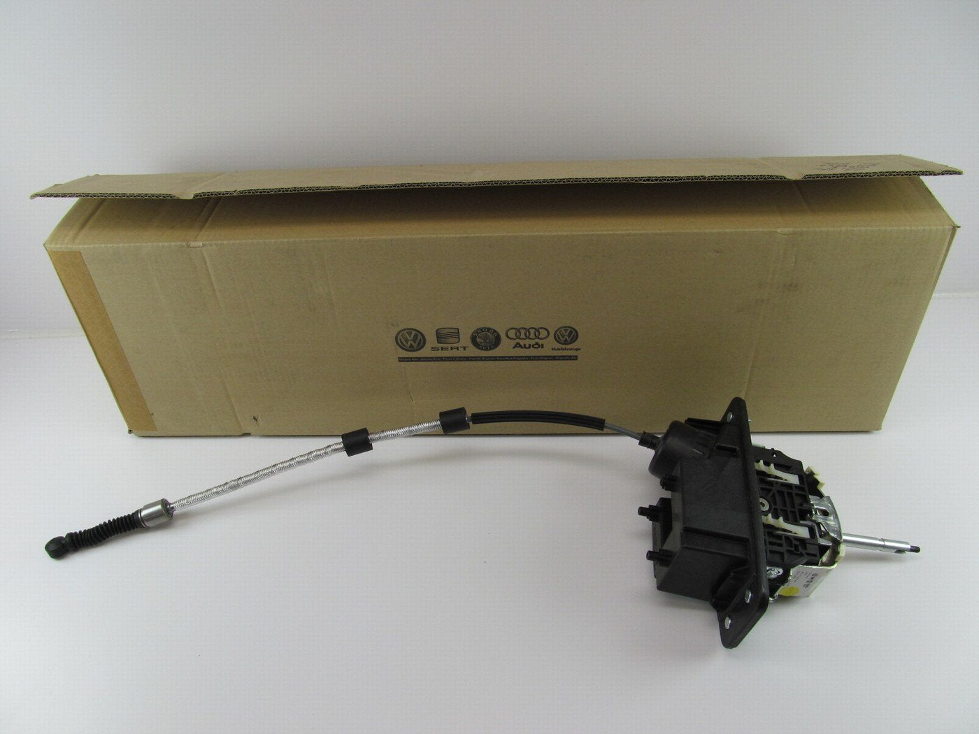 NEW - OEM Audi 4E1713041AQ Automatic Transmission Shfiter Linkage