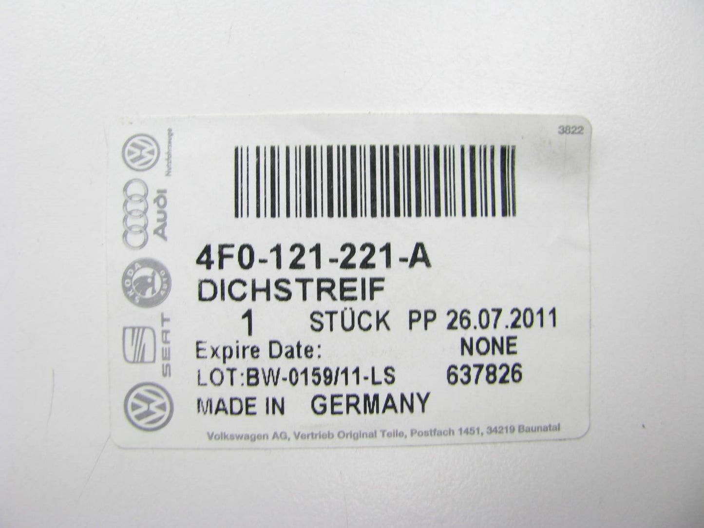 Radiator Core Support Side Air Weatherstrip Seal Strip OEM 05-08 Audi A6 Quattro