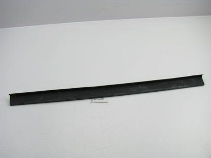 NEW - OEM GENUINE Upper Radiator Weatherstrip Seal 2007-11 Audi S6 4F0121331C
