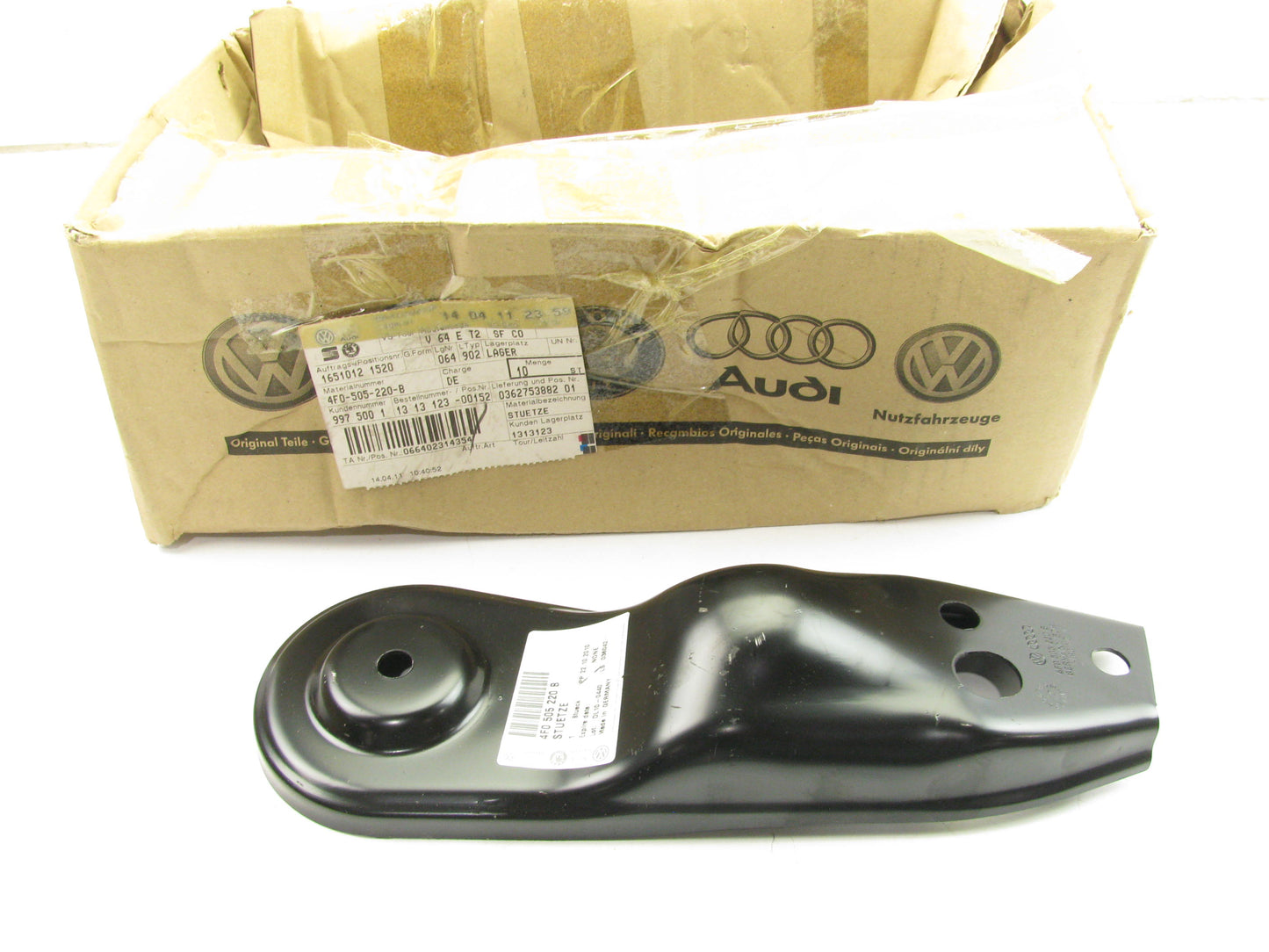 New Rear Subframe Support Brace Right OEM For 2005-2011 Audi A6 S6 4F0505220B