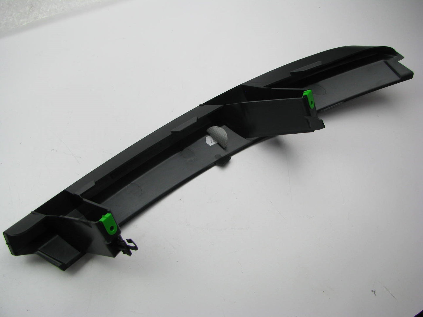 New Front Bumper Right Passenger Side Moulding Trim OEM 09-11 Audi S6 4F0807824