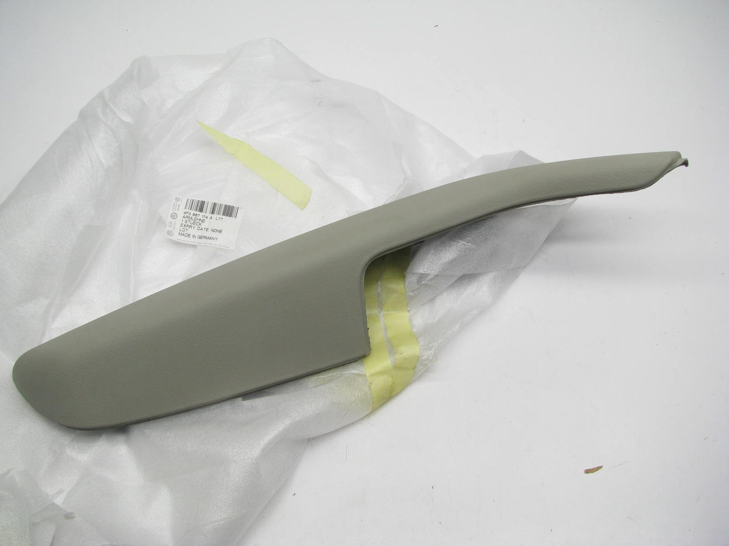 NEW OEM Front Right Door Armrest GRAY 4F0867174A-L77 For 2009-2011 Audi S6