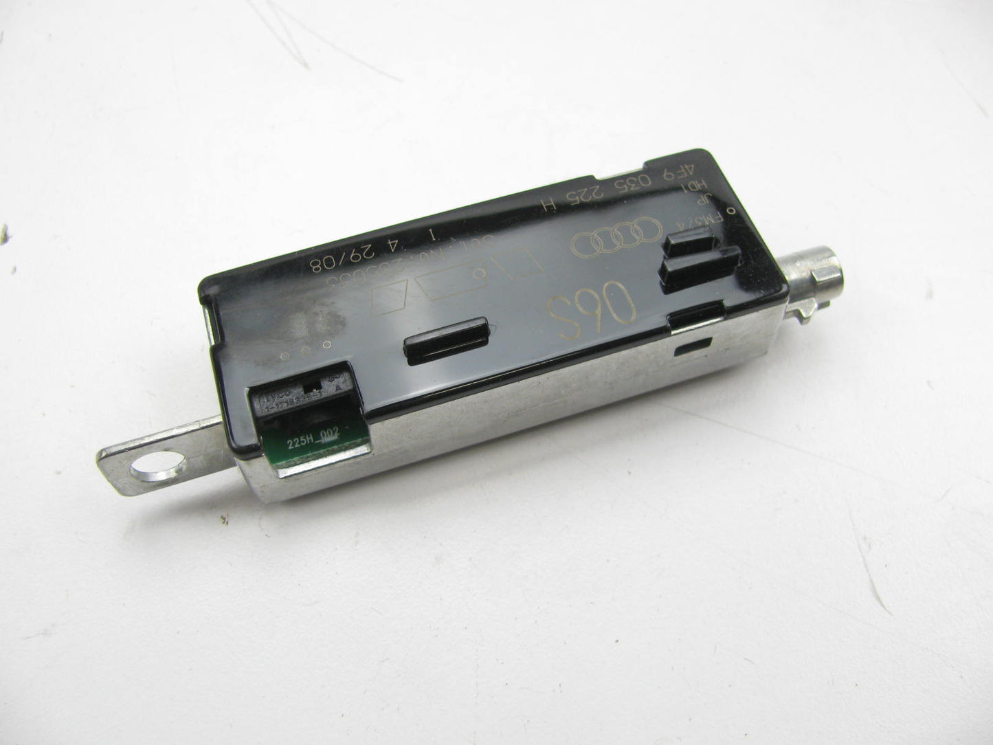 NEW OEM Audi 4F9035225H Radio Antenna Booster Amplifier Module 09-11 A6 Quattro