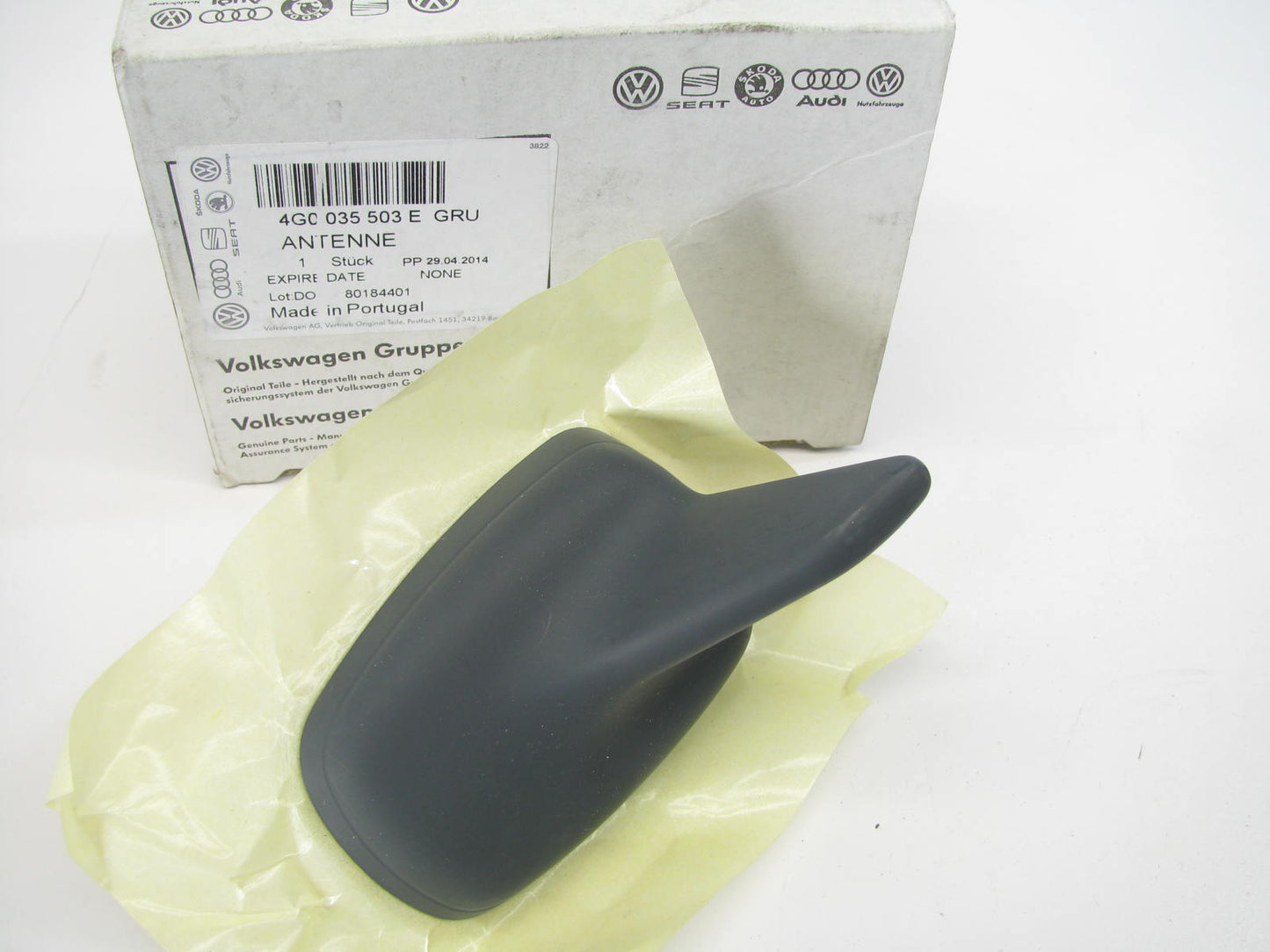 NEW GENUINE Exterior Shark Fin Antenna OEM 2015-17 Audi Q3 4G0035503EGRU