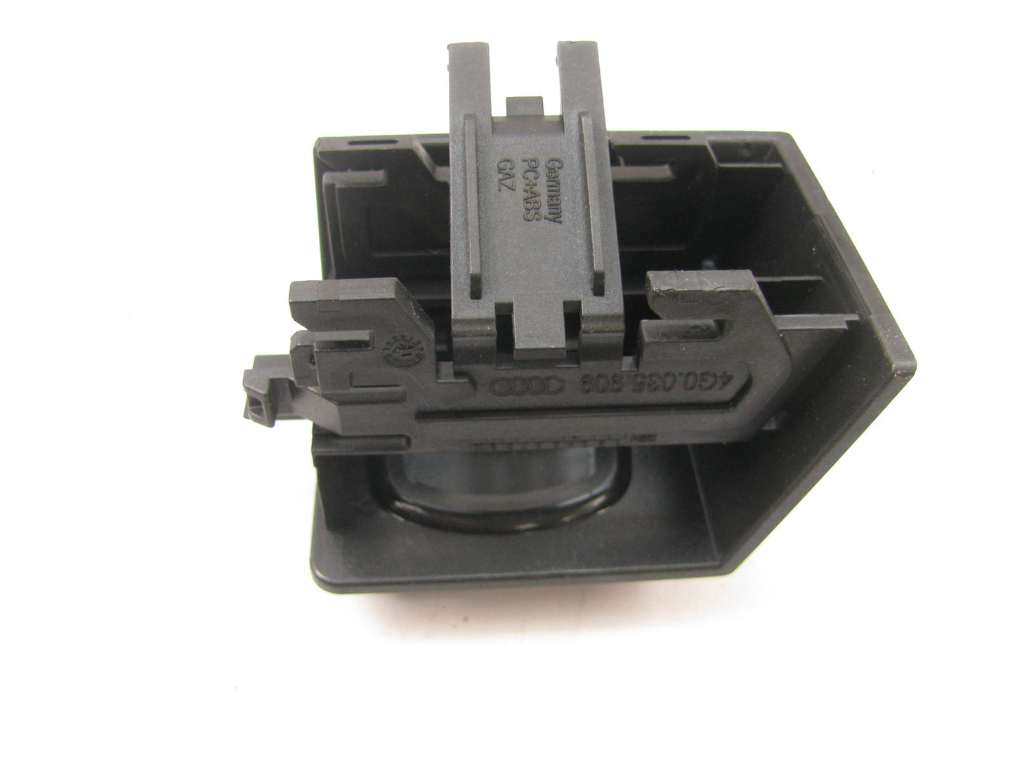 NEW - OEM VW Audi 4G0035909-6PS Multimedia Interface Trim 2012-18 A6 2013-18 S6