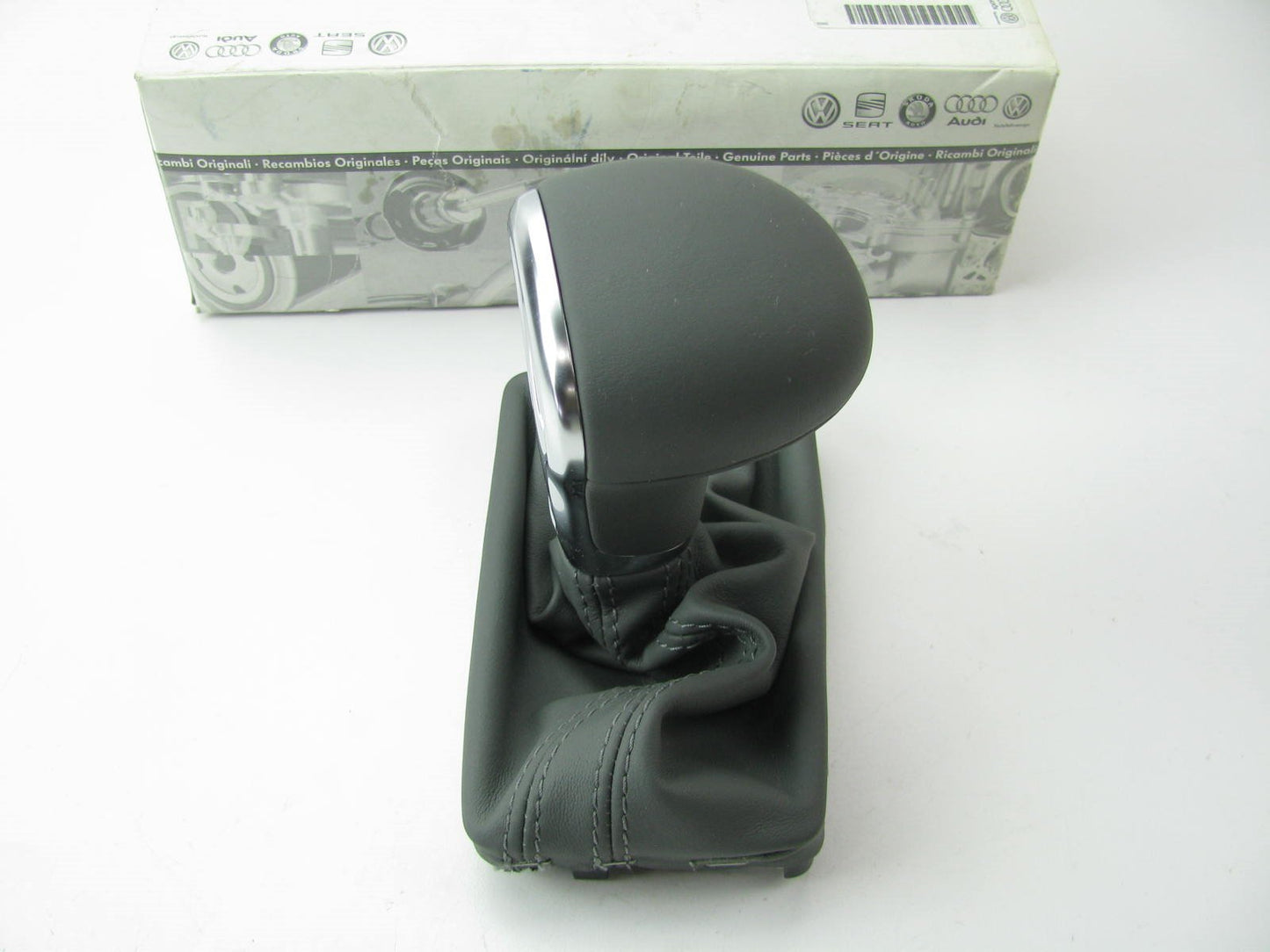 New Automatic Transmission Gear Shift Shifter Lever Knob GRAY OEM 11-12 Audi A7