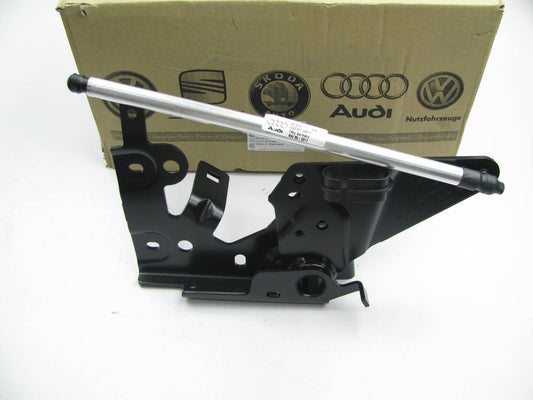 NEW Right Side Liftgate Tailgate Hatch Actuator OEM Audi 4G8827858R