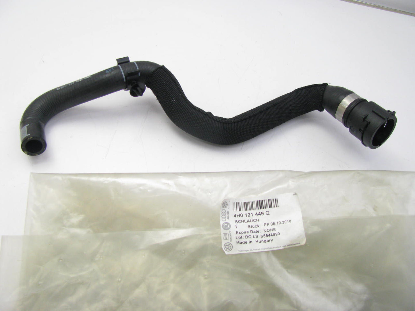 NEW OEM 4H0121449Q REAR RIGHT Engine Coolant Hose 14-16 Audi A8 Quattro 3.0L V6