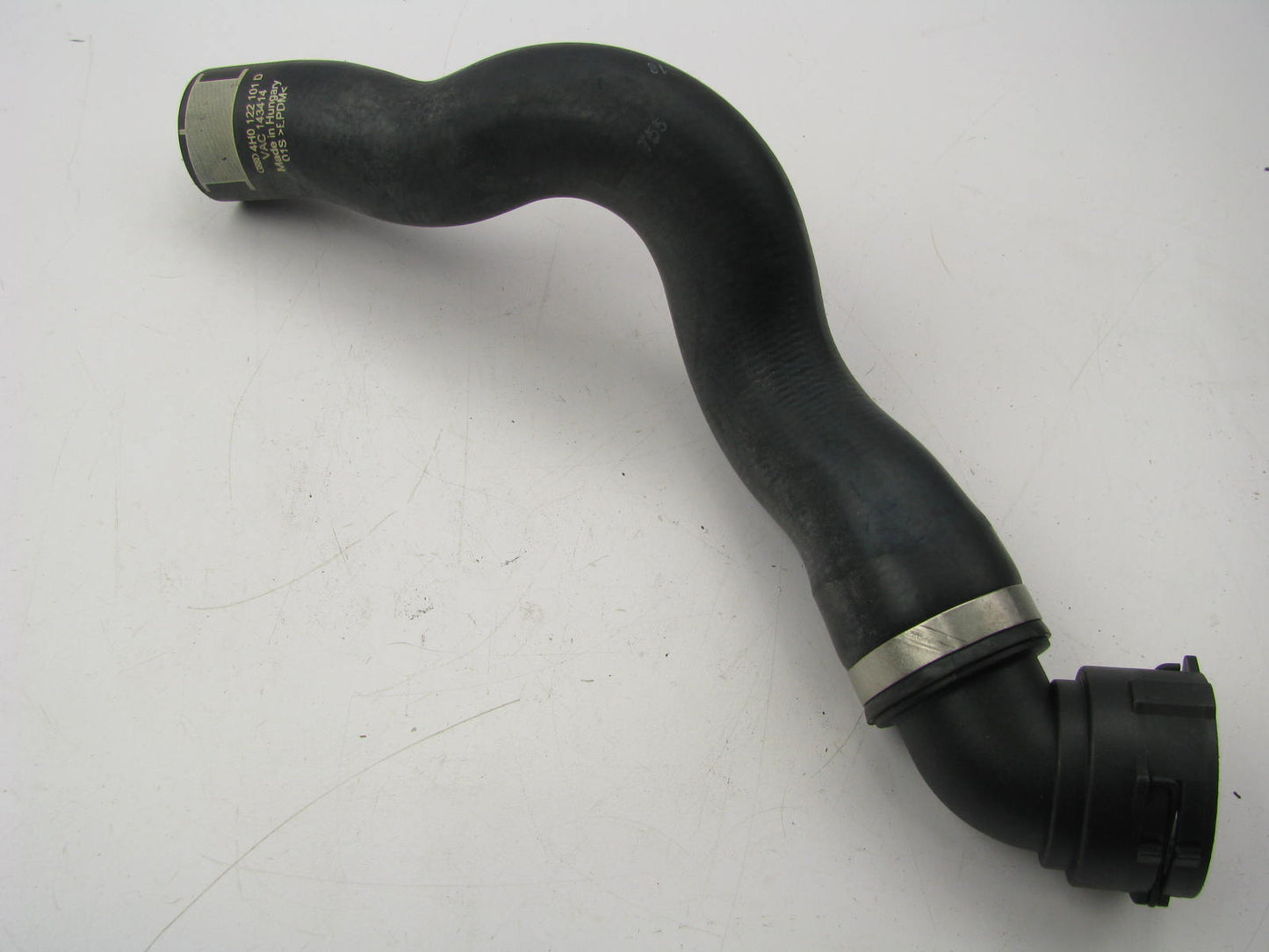 NEW OEM Vw Audi 4H0122101D Upper Radiator Coolant Hose 15-16 A8 Quattro 3.0L