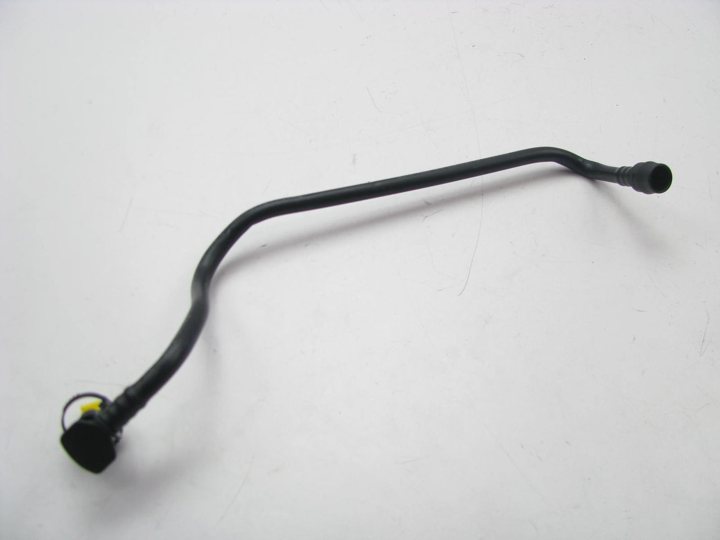 New Genuine OEM Fuel Line Passive Breather Hose For 2016 Audi A8 4H0131987D