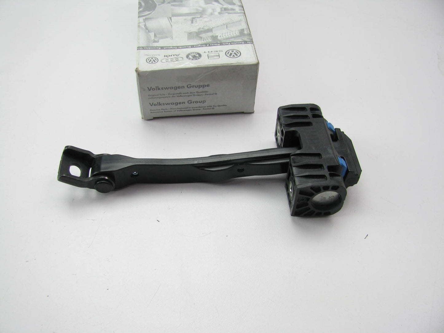 New OEM Rear Door Checker Strap For 10-11 Audi A8 Quattro, S84H0839249A