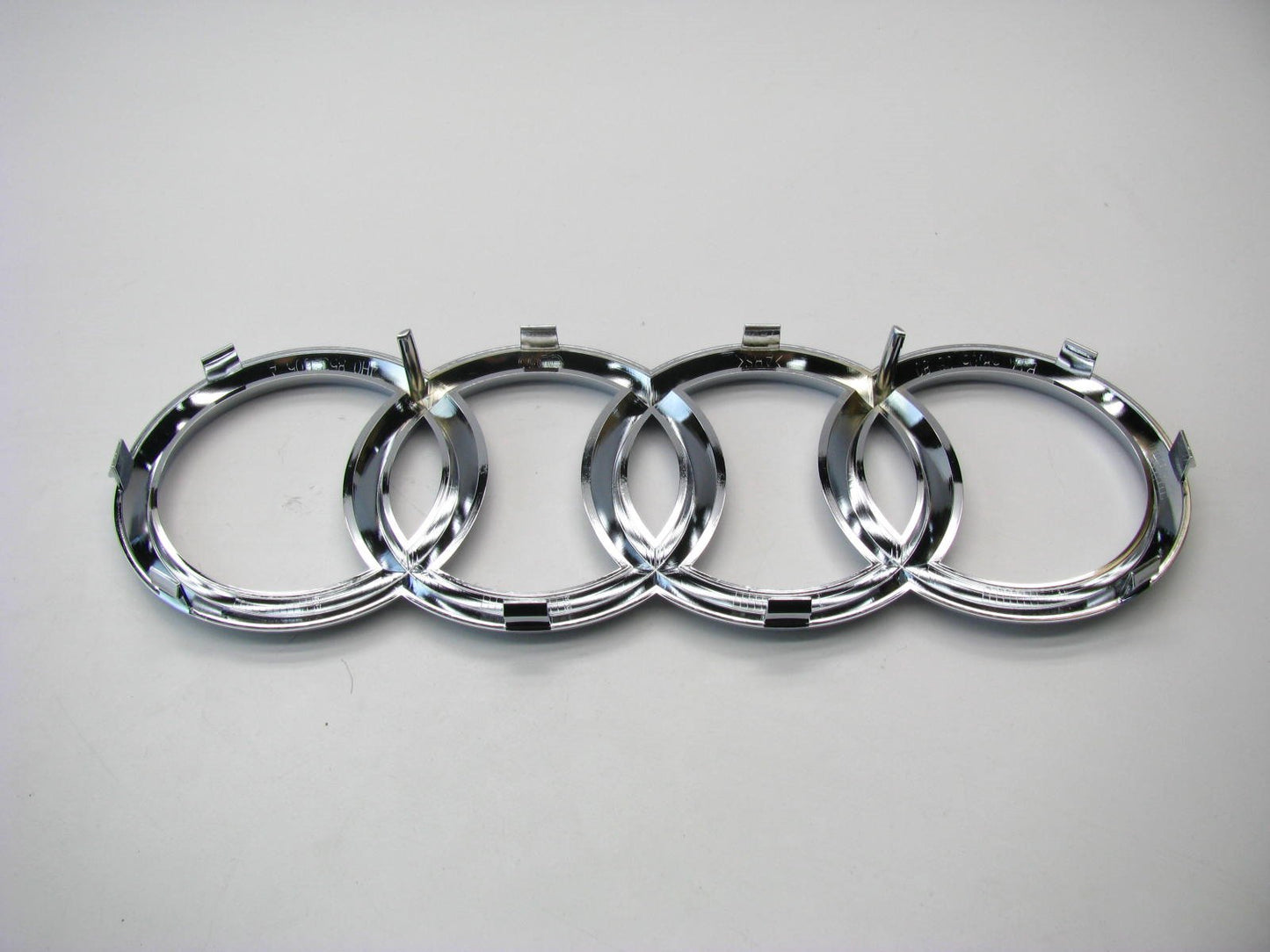New Front Grille Audi Rings Logo Emblem Badge OEM For Audi 4H0853605A