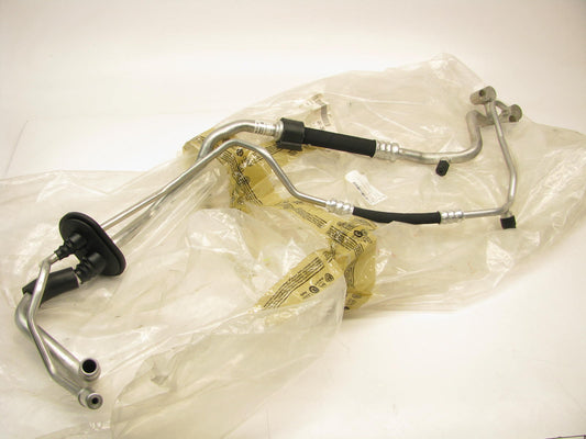 NEW OEM Vw Audi A/C Refrigerant Liquid Suction Line Hose 14-15 A8 Quattro