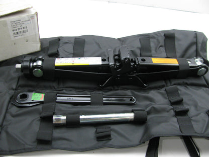 NEW GENUINE Original Audi Q7 4L Touareg 7L Jack With Bag & Tool Set 4L0071073