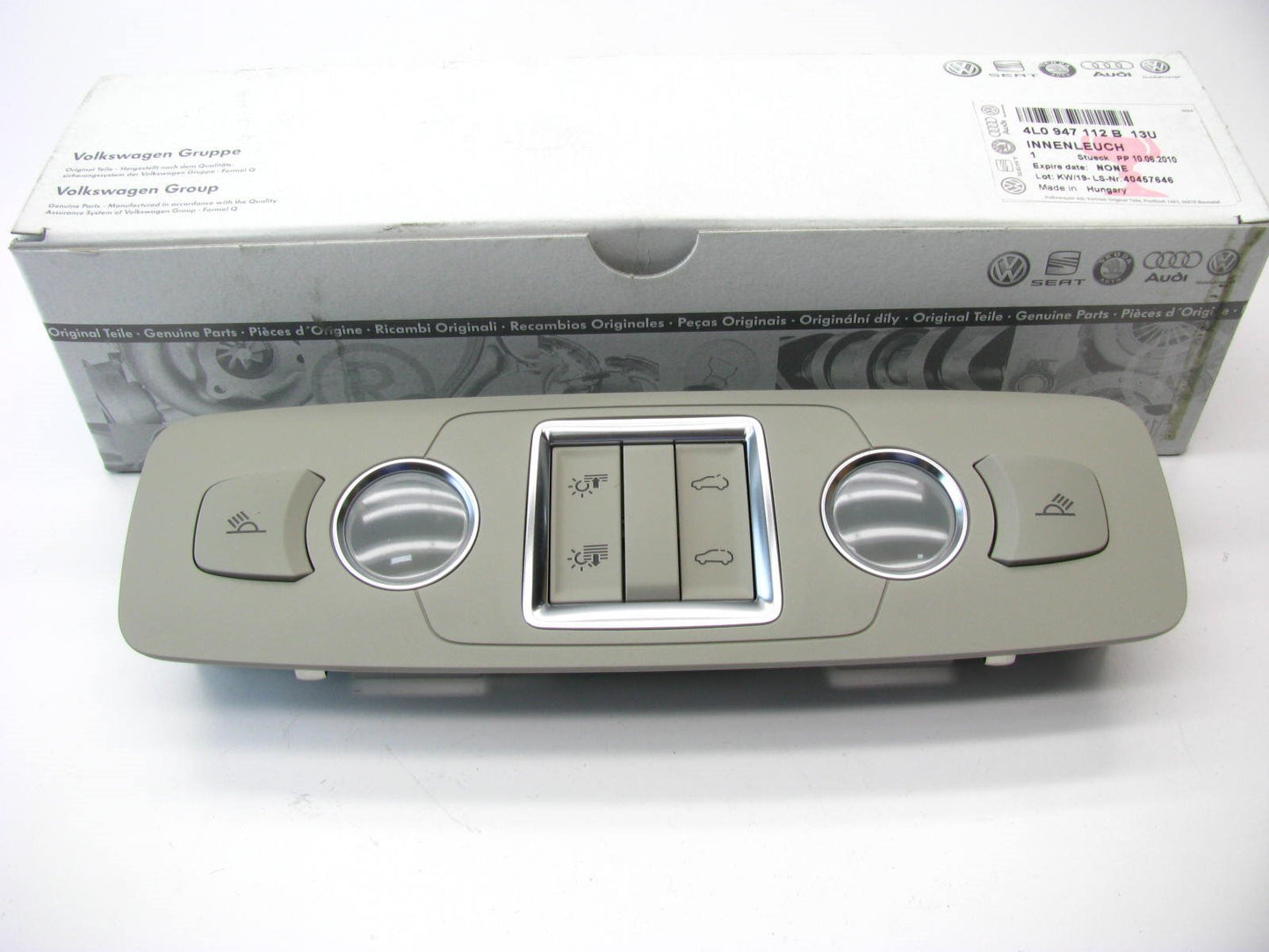 New OEM Front Dome Map Lamp Light GRAY For 07-15 Audi Q7 4L0947112B13U
